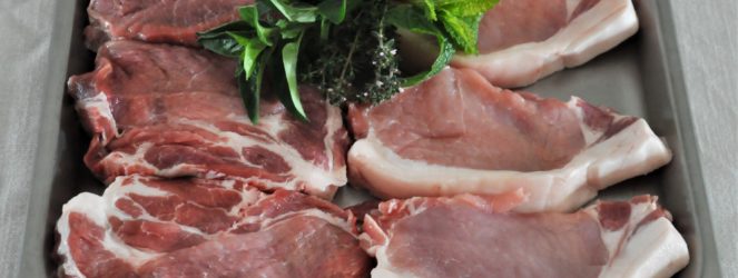 Schweinesteak vom Karree oder Schopf